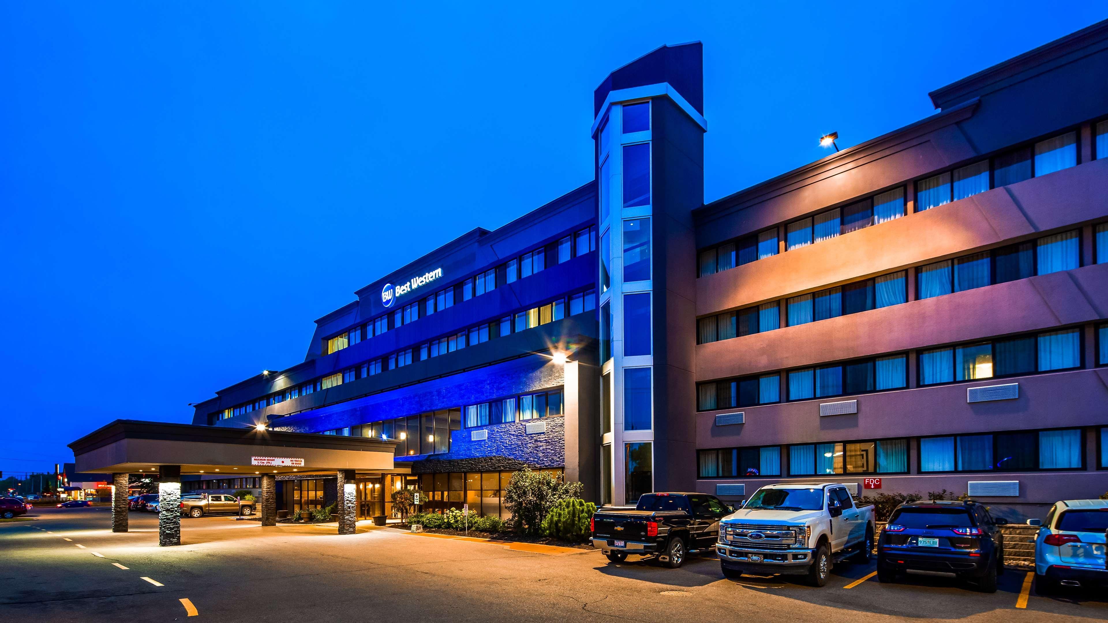 Best Western Cedar Park Inn Edmonton Dış mekan fotoğraf