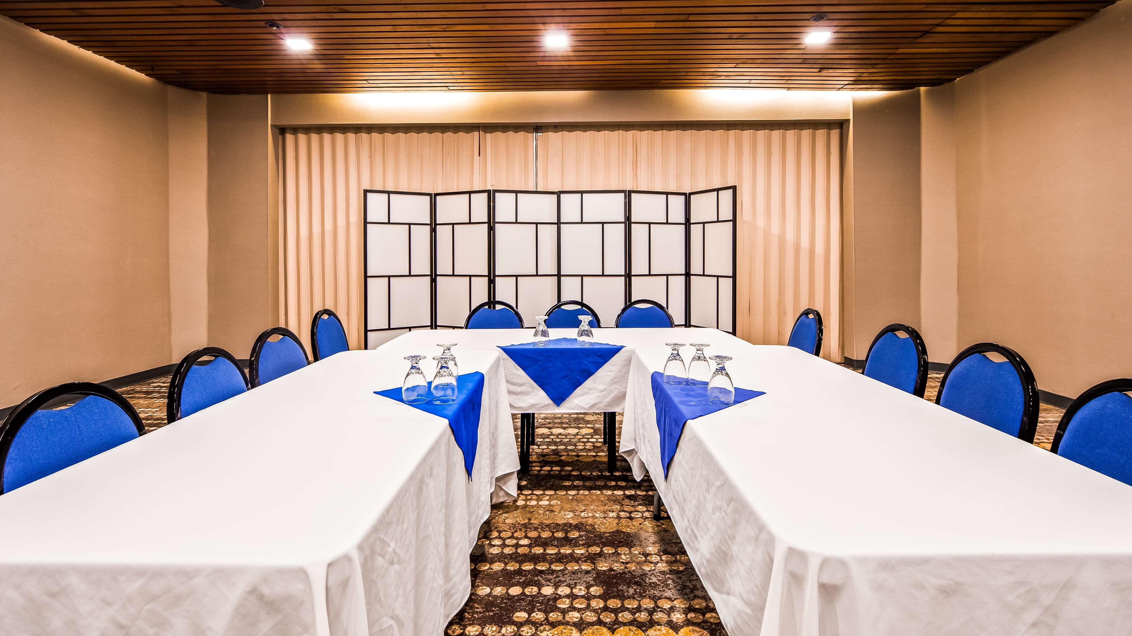 Best Western Cedar Park Inn Edmonton Dış mekan fotoğraf