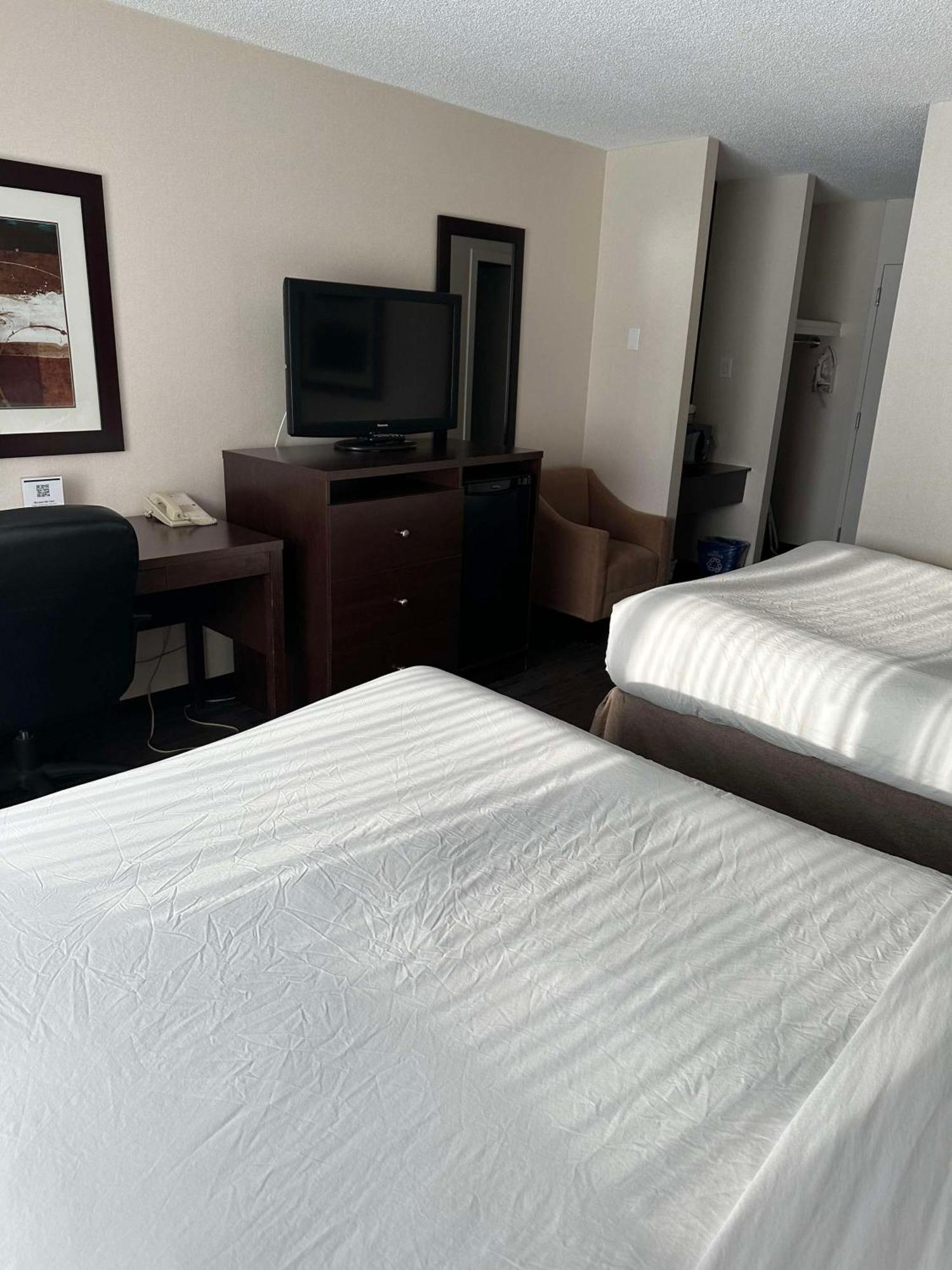 Best Western Cedar Park Inn Edmonton Dış mekan fotoğraf