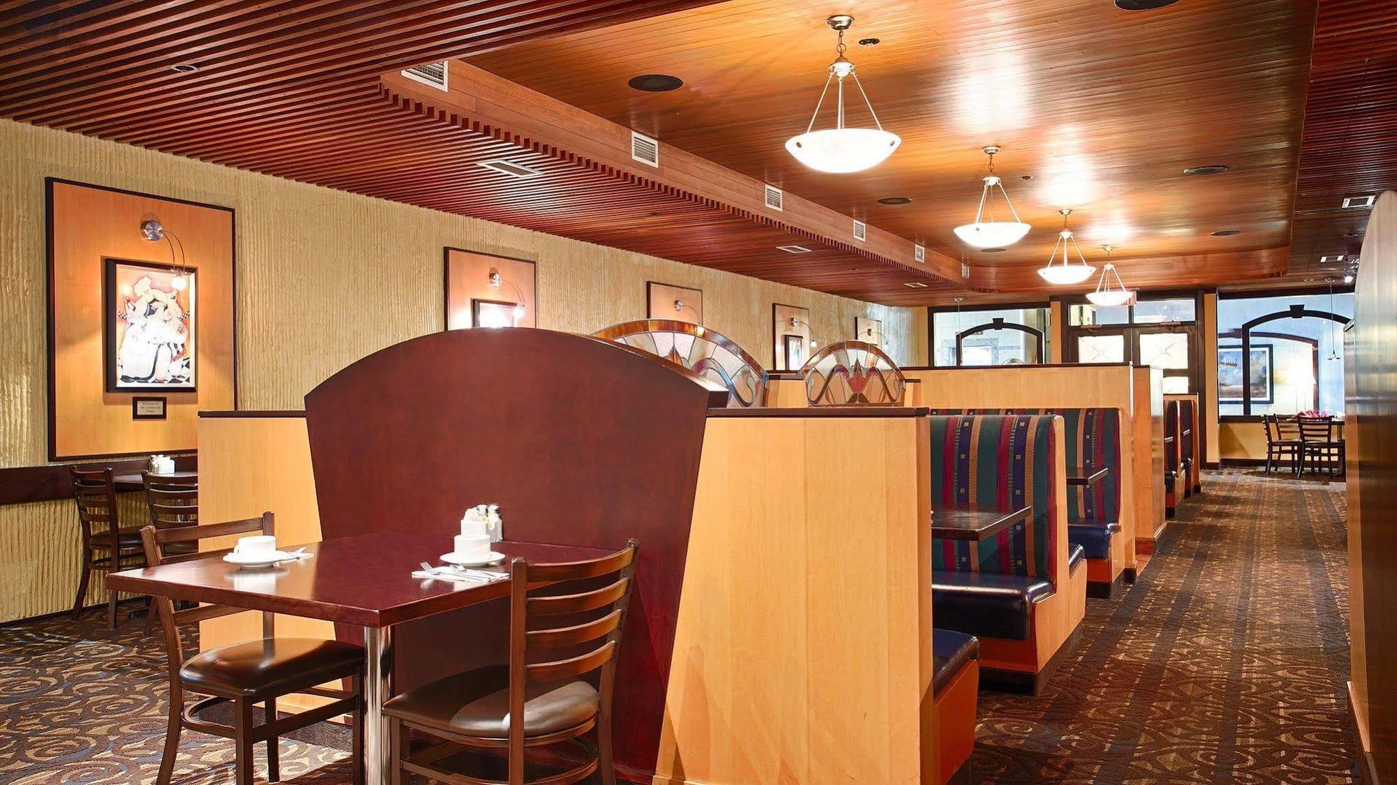 Best Western Cedar Park Inn Edmonton Dış mekan fotoğraf